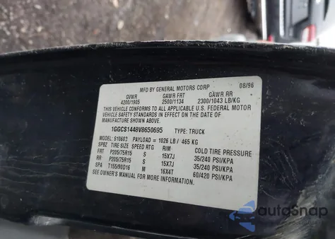 1997 Isuzu Hombre S z USA, uszkodzony, nr VIN 1GGCS1448V8650695